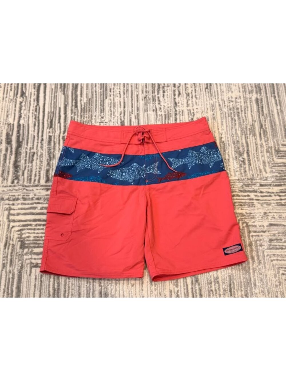NEW Vineyard Vines men's 36" Salmon/Navy Swim Trunk Board Shorts Retails $98.50